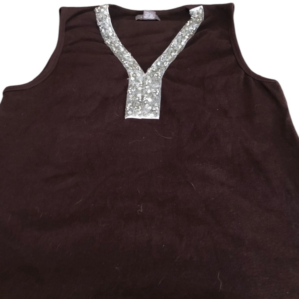 Kenar size XL brown ribbed V- neck tank with silver sequin neckline, stretch